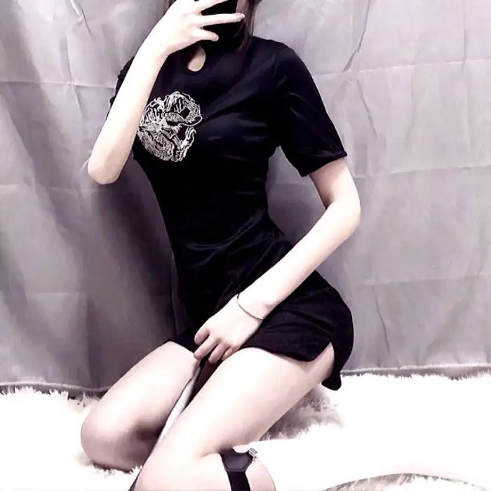 在无爱之森呐喊:深入密林